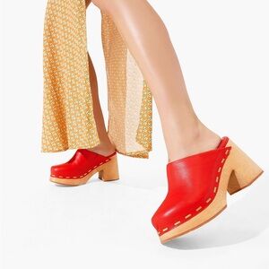 Charlotte Stone Gold Staple Red Leather Clogs